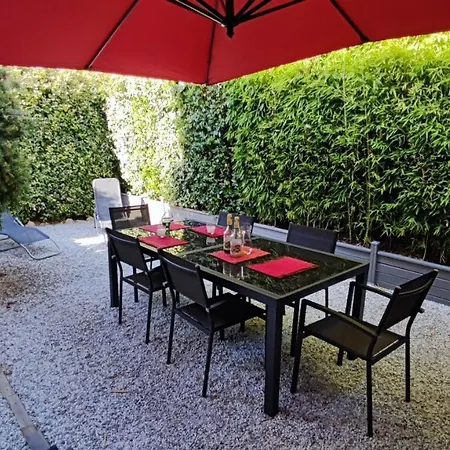 Holiday home Au 8 De La Garance